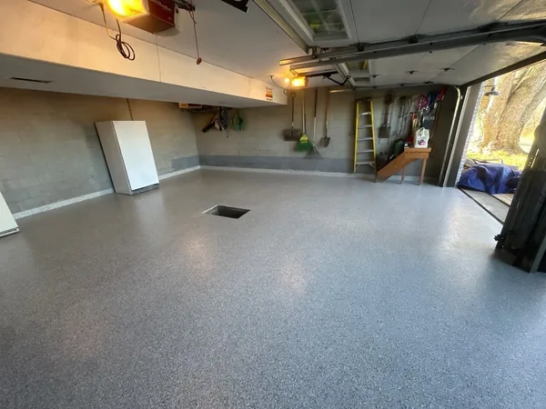 Garage floor after polyurea flake coating — Panther Coatings project 9